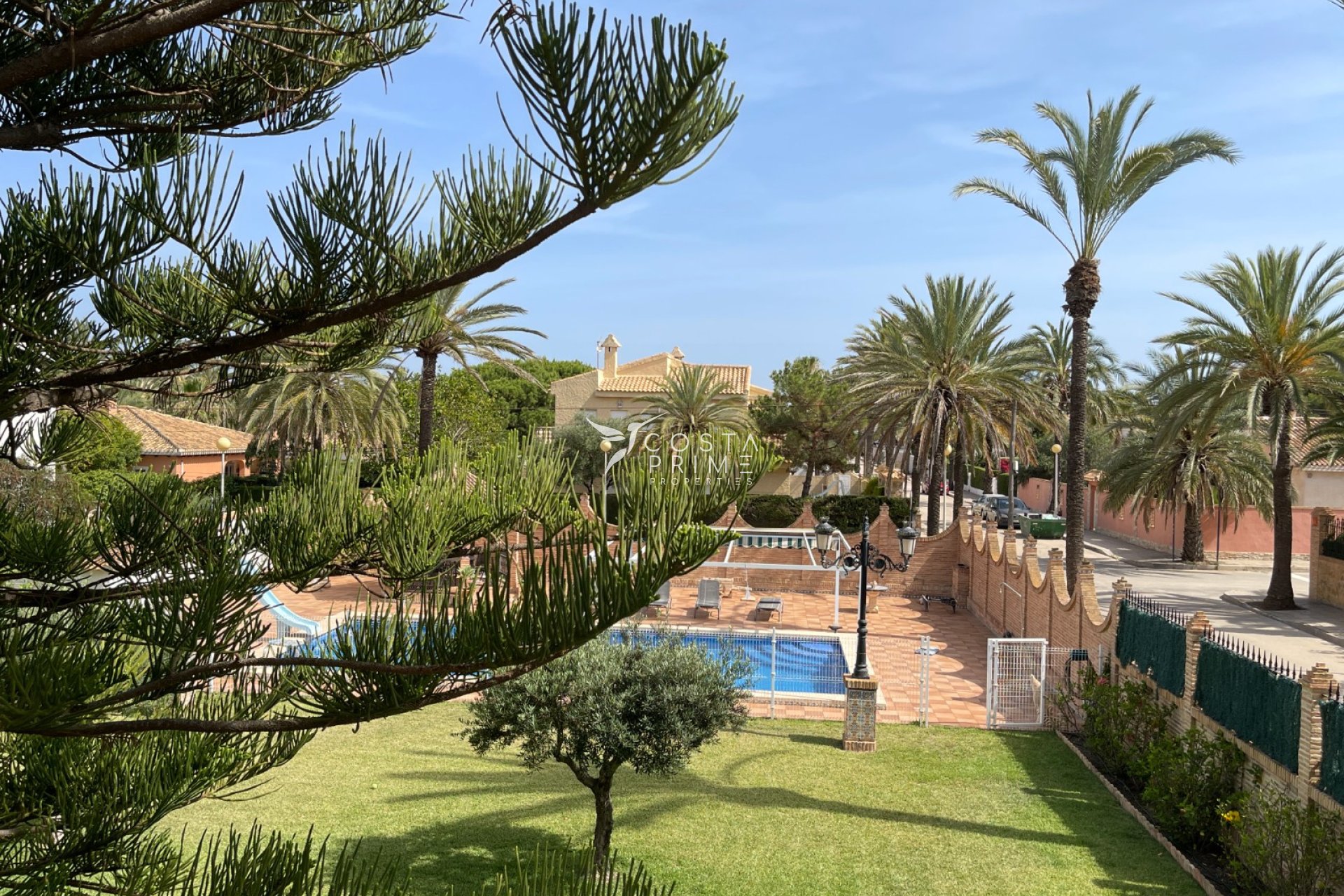 Újraértékesítés - Villa  - Orihuela
