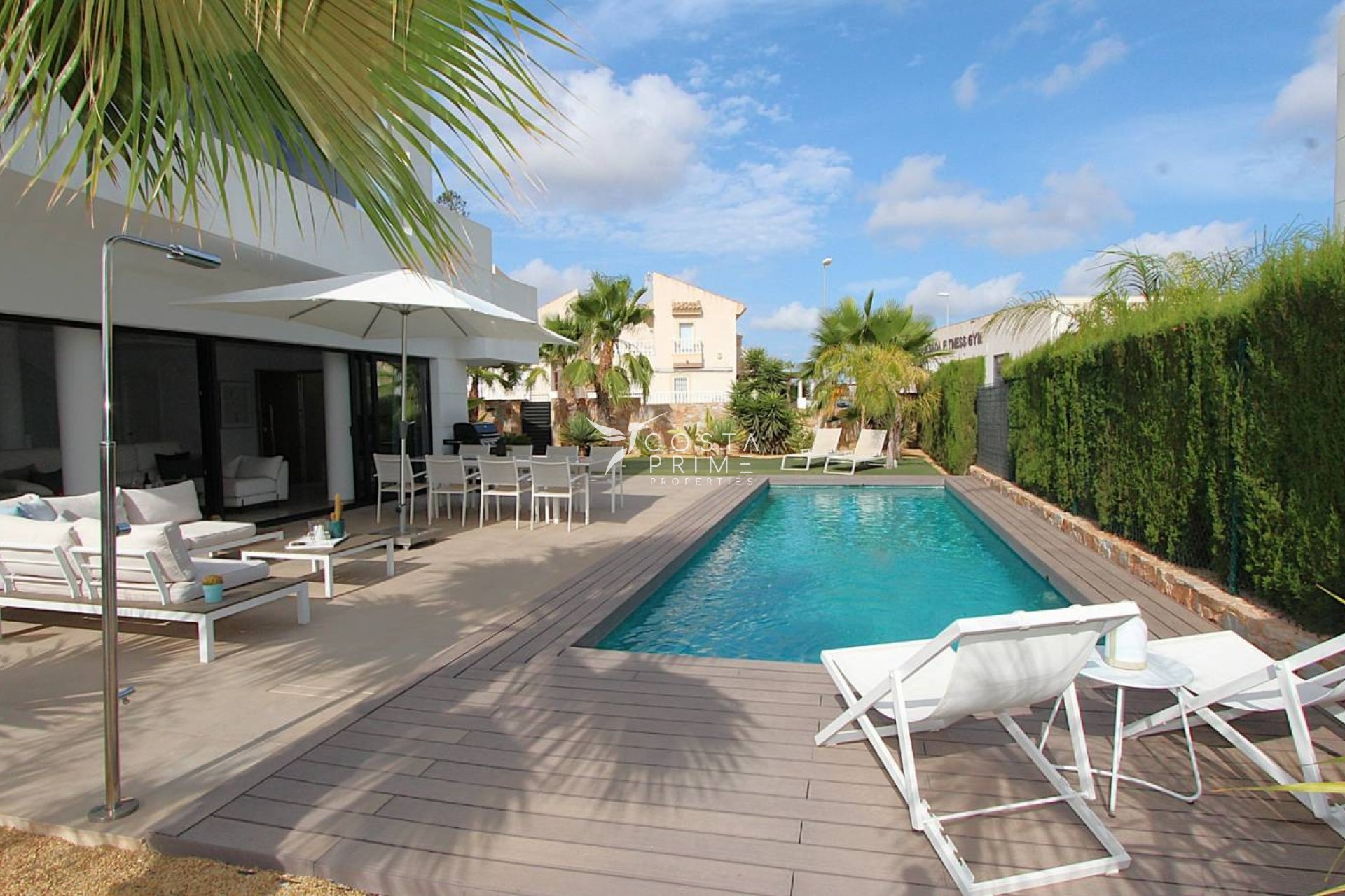 Újraértékesítés - Villa  - Rojales