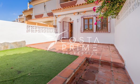 Városháza / Semi - Újraértékesítés - Albir - Albir