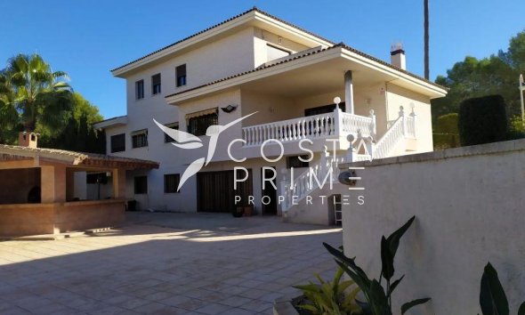 Villa  - Resale -
            Benidorm - D-03547