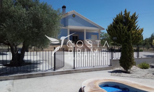 Villa  - Resale -
            Yecla - D-03145
