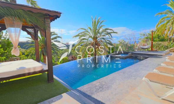 Villa  - Újraértékesítés -
            El Campello - D-03585