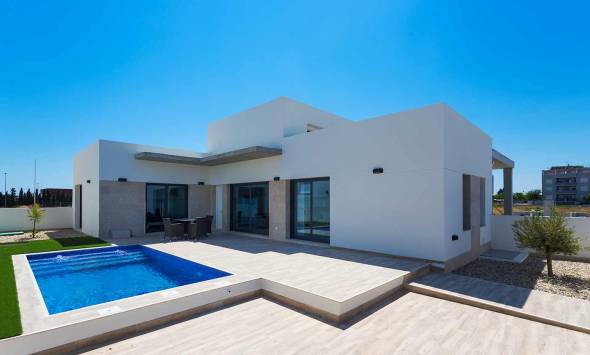 Nueva Daya Villas
