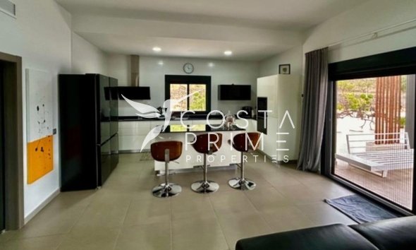 Új építésű - Villa  - La Canalosa