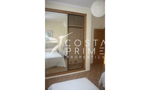 Nowy budynek - Szalet - Torrevieja