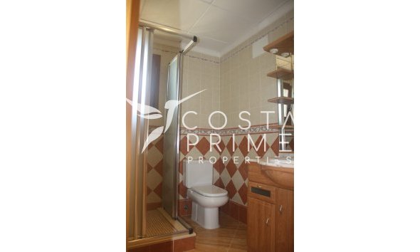 Nowy budynek - Szalet - Torrevieja