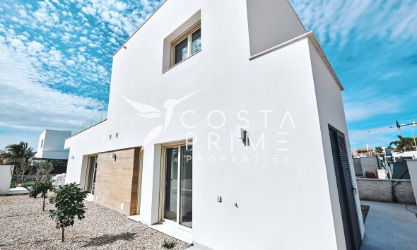 Obra nueva - Chalet / Villa - Los Montesinos