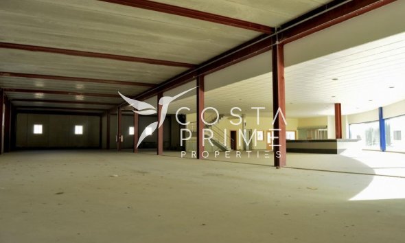 Resale - Commercial properties - Finestrat