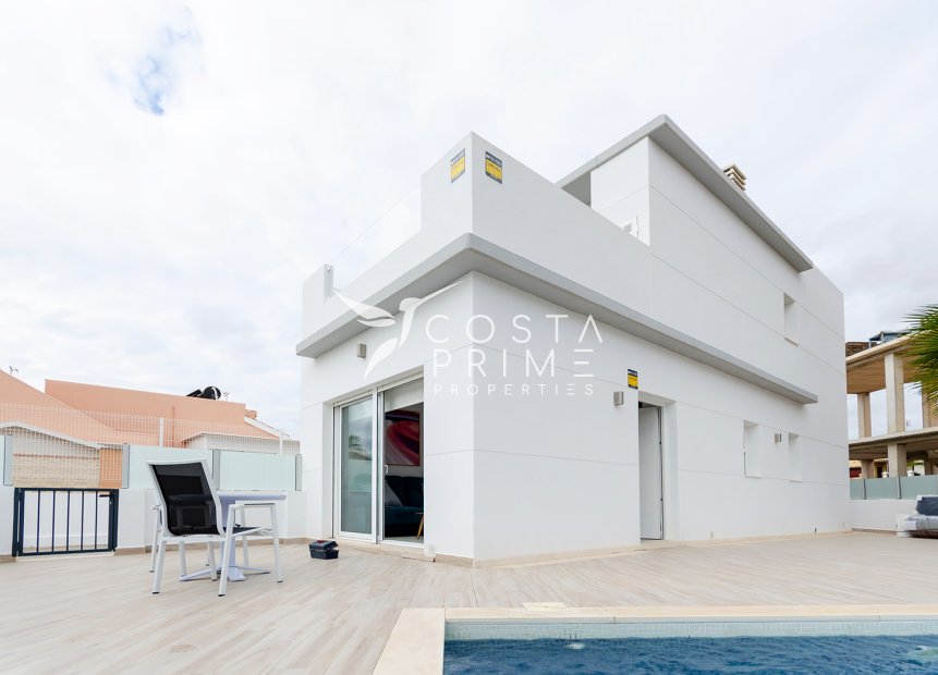 Új építésű - Villa  - Torrevieja