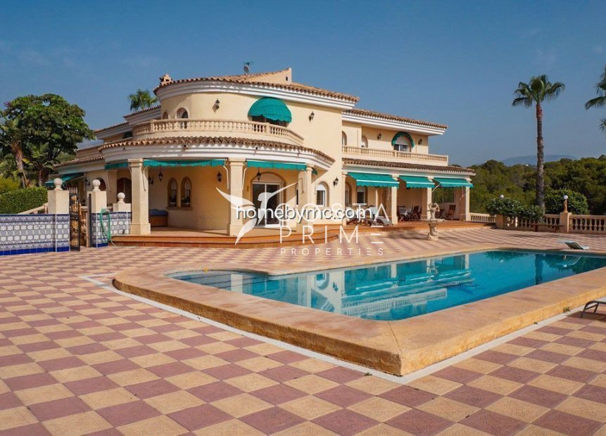 Resale - Villa  - Alfas del Pí