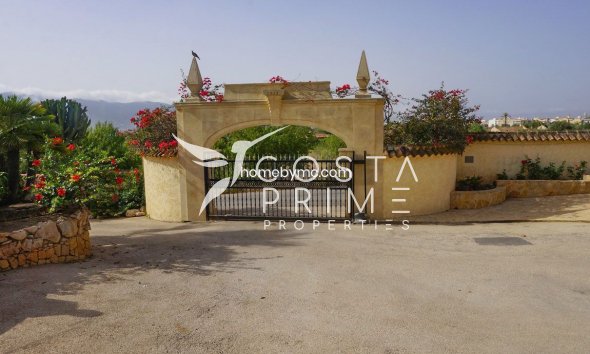 Resale - Villa  - Alfas del Pí