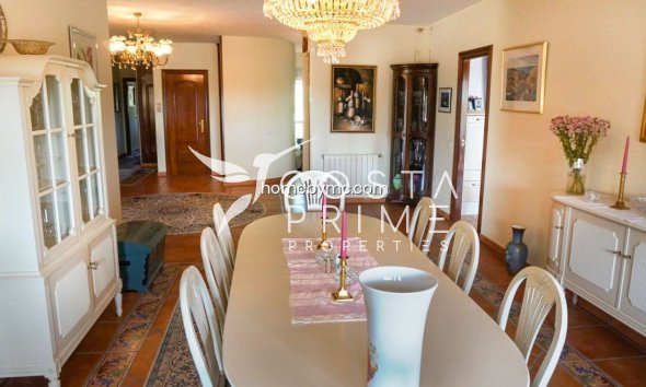 Resale - Villa  - Alfas del Pí