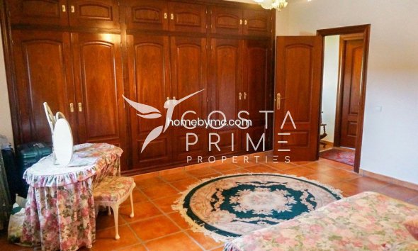 Resale - Villa  - Alfas del Pí