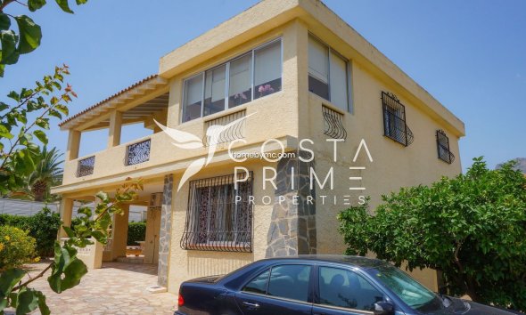 Resale - Villa  - Alfas del Pí