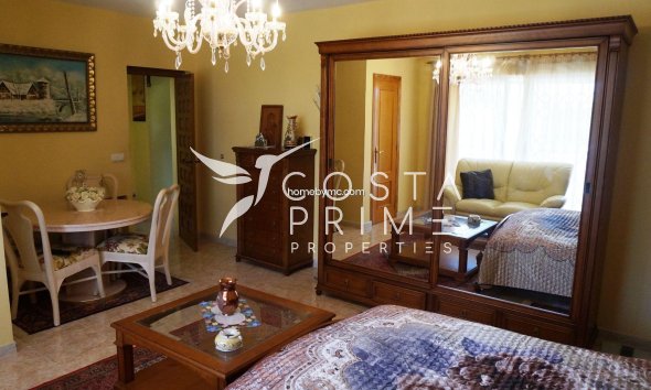 Resale - Villa  - Alfas del Pí