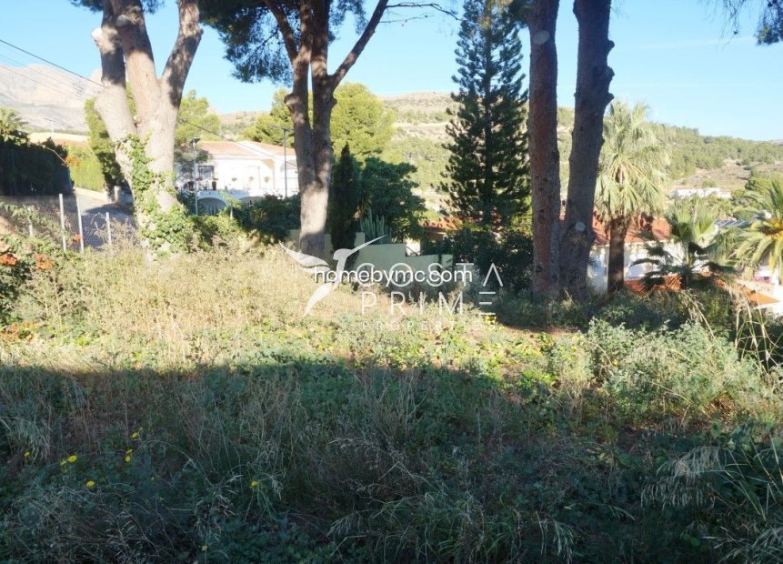 Resale - Plot / Land - Alfas del Pí