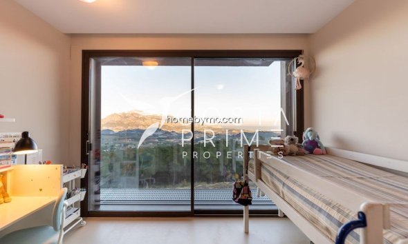 Resale - Villa  - Polop