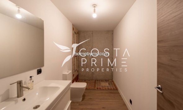 Resale - Villa  - Polop