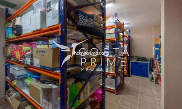 Resale - Villa  - Polop