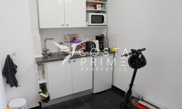 Resale - Commercial properties - Alfas del Pí