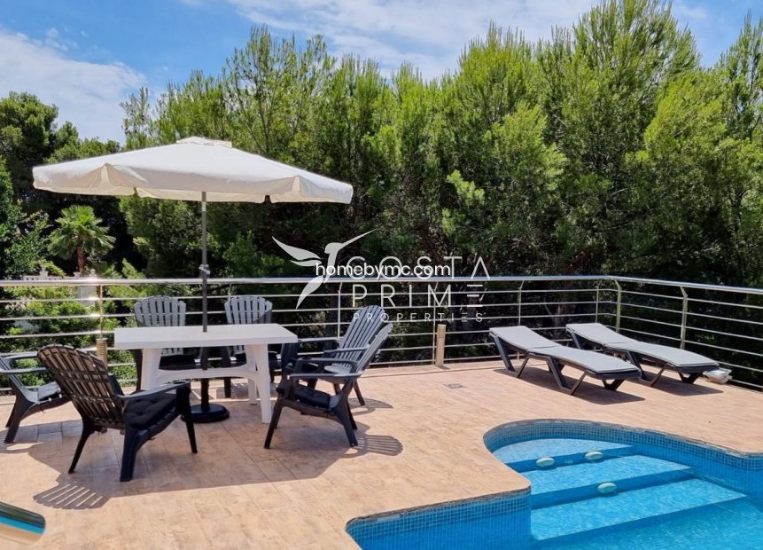 Resale - Villa  - Altea