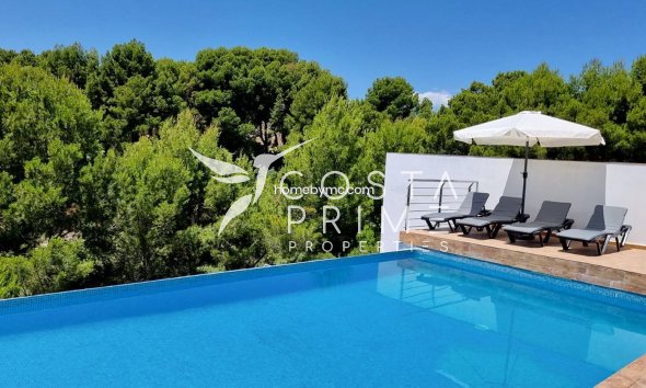 Resale - Villa  - Altea
