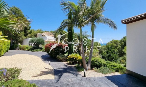 Resale - Villa  - Altea