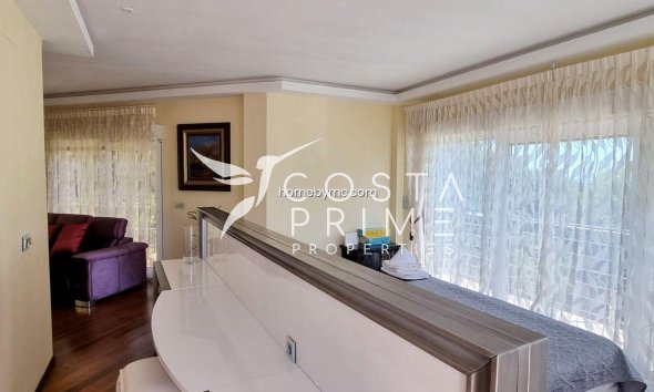 Resale - Villa  - Altea