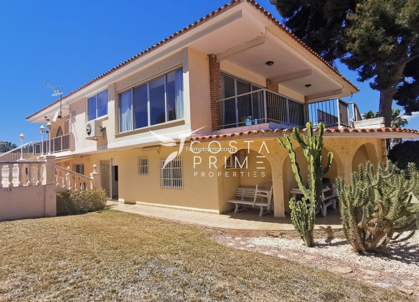 Resale - Villa  - Alfas del Pí