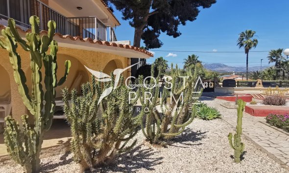 Resale - Villa  - Alfas del Pí