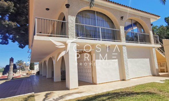 Resale - Villa  - Alfas del Pí