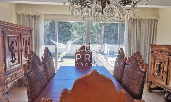 Resale - Villa  - Alfas del Pí