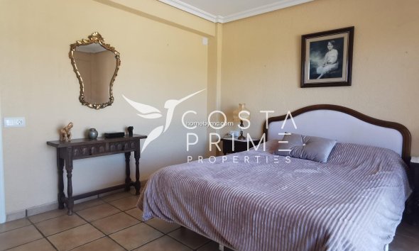 Resale - Villa  - Alfas del Pí