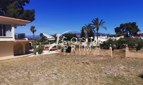 Resale - Villa  - Alfas del Pí