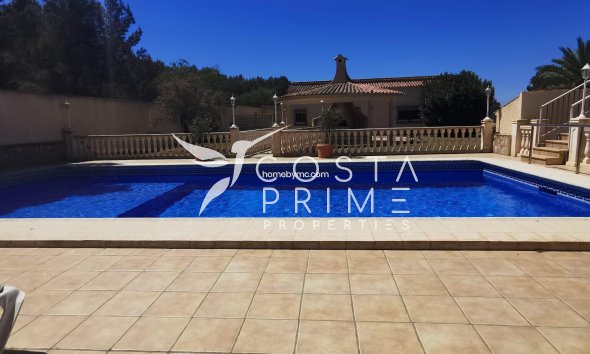 Resale - Villa  - Alfas del Pí