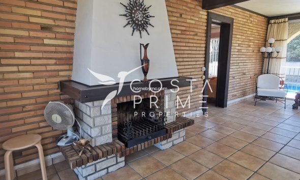 Resale - Villa  - Alfas del Pí