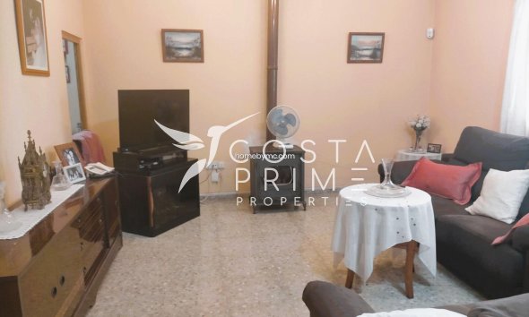 Resale - Villa  - Benidorm