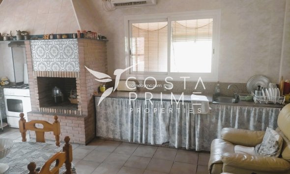 Resale - Villa  - Benidorm