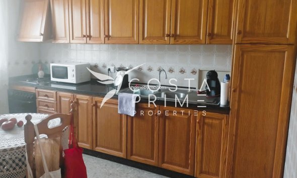 Resale - Villa  - Benidorm