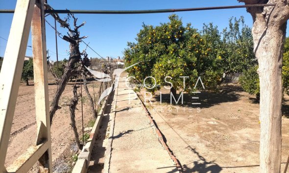 Resale - Villa  - Benidorm