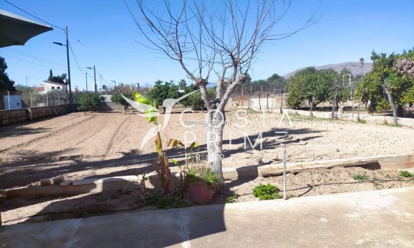 Resale - Villa  - Benidorm