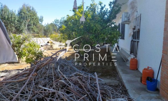 Resale - Villa  - Benidorm