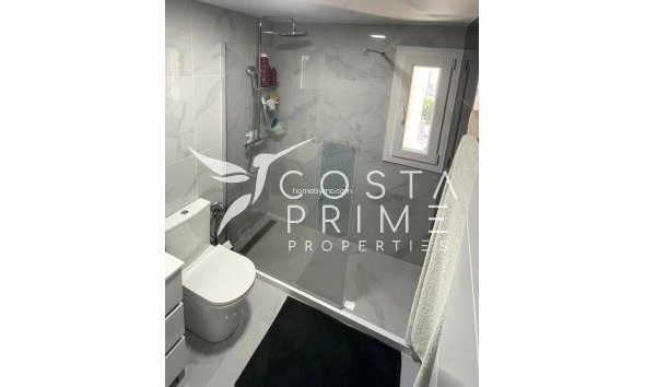 Resale - Apartment / Flat - Benidorm