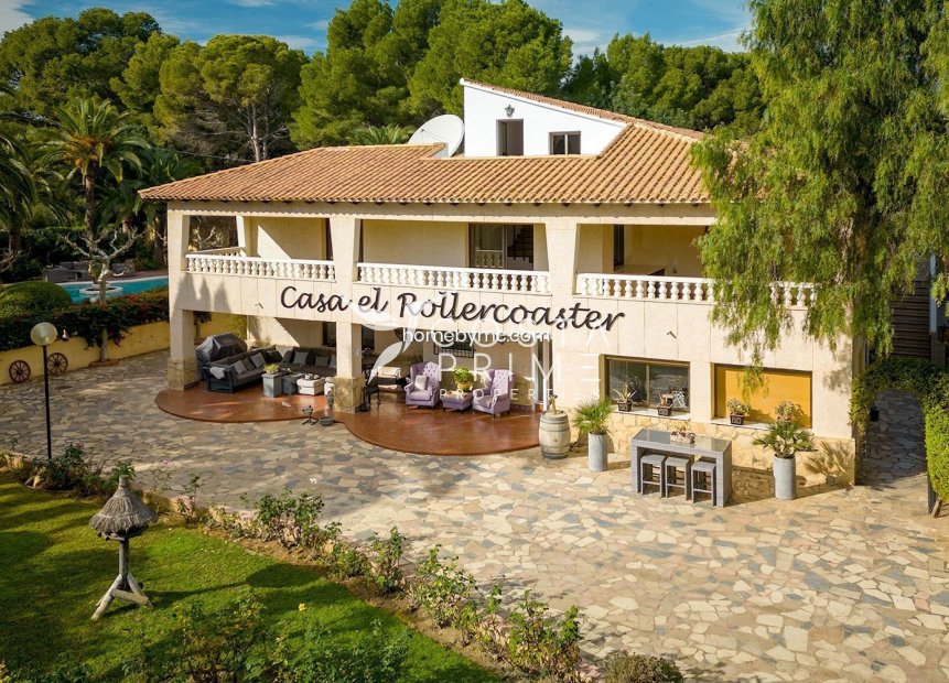 Odsprzedaż - Szalet - Alfas del Pí