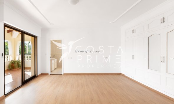 Odsprzedaż - Szalet - Alfas del Pí