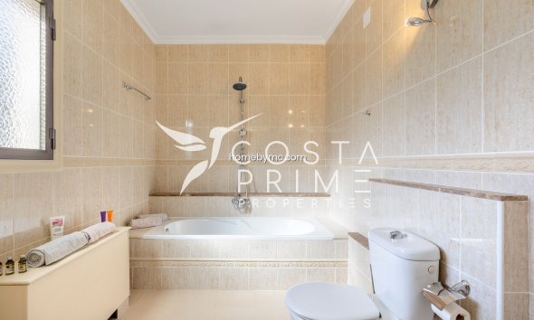 Odsprzedaż - Szalet - Alfas del Pí