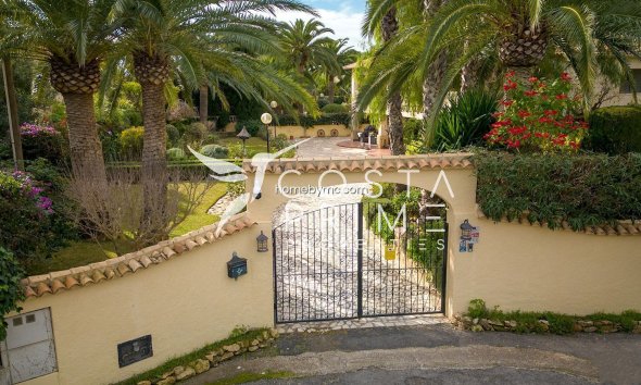 Odsprzedaż - Szalet - Alfas del Pí