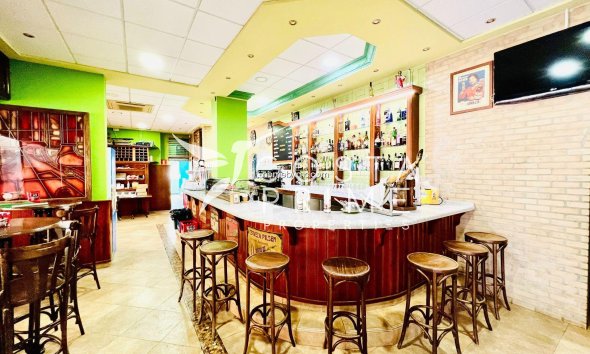 Resale - Commercial properties - Villajoyosa