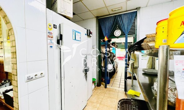 Resale - Commercial properties - Villajoyosa