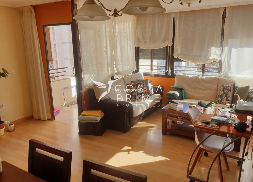 Resale - Apartment / Flat - Benidorm